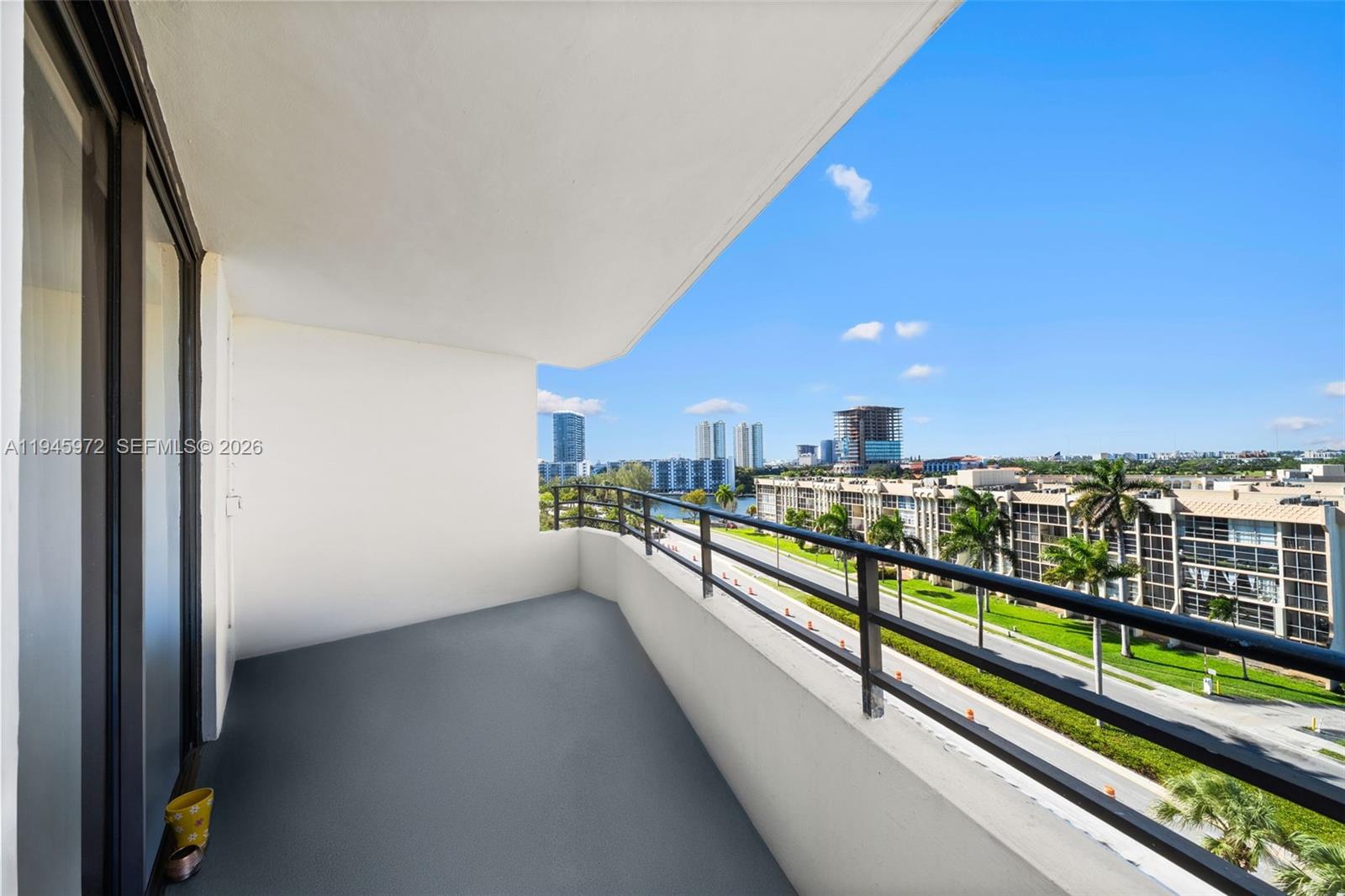 OLYMPUS CONDO PHASE - Residential
