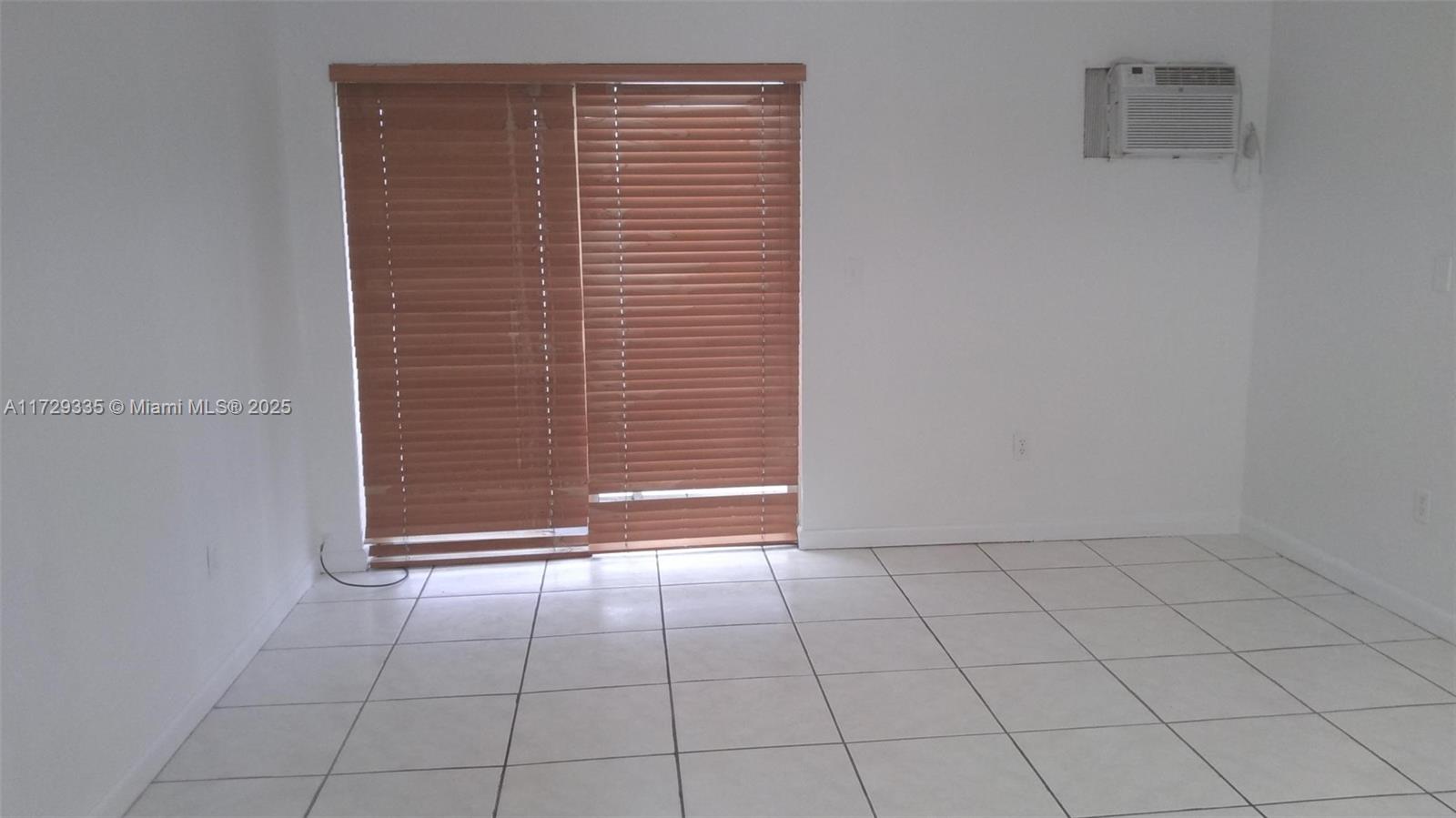 SUNSHINE BAY CONDO - Residential