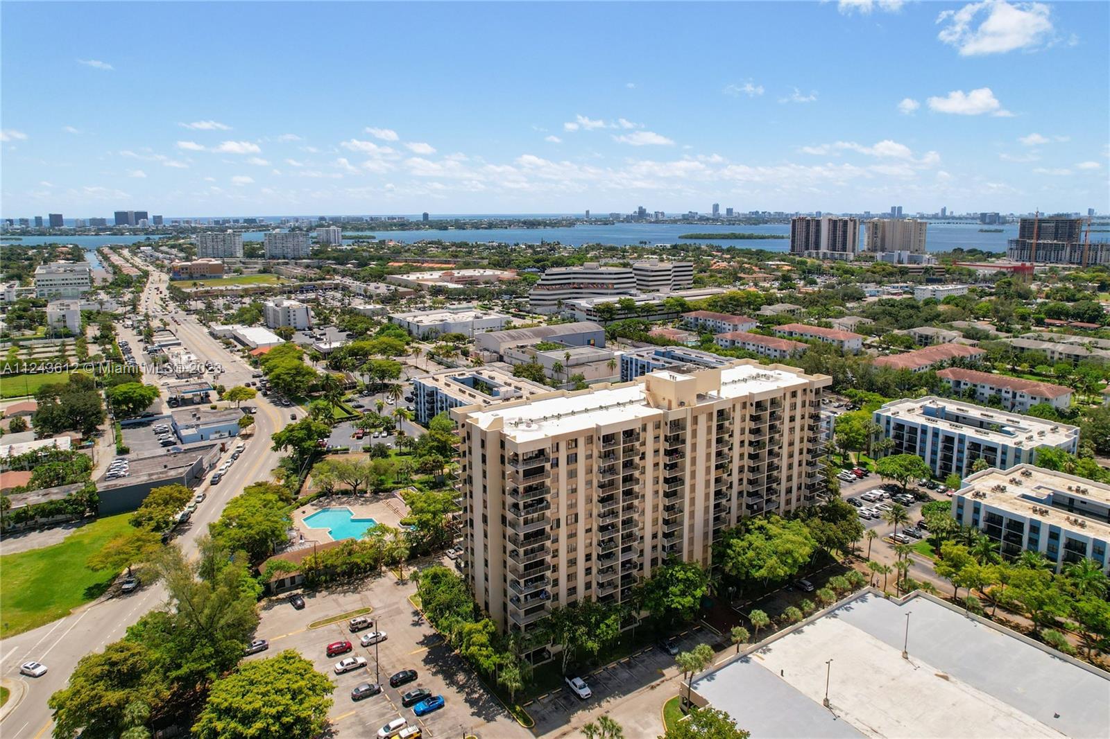 GREENWICH PH I CONDO - Residential