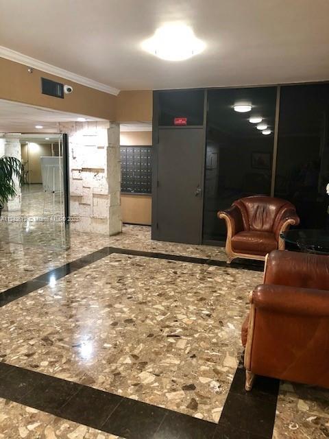 GREENWICH PH I CONDO - Residential