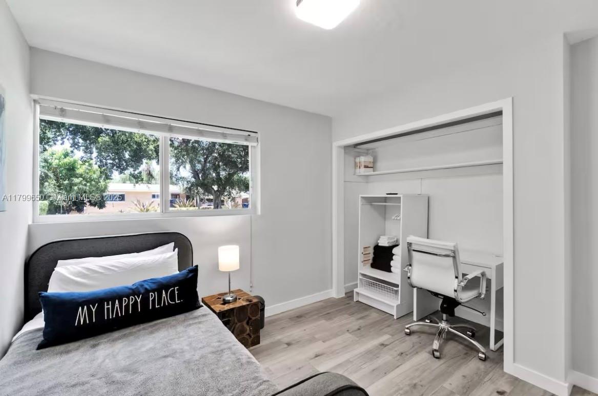 GREYKNOLL ESTATES - Residential Lease