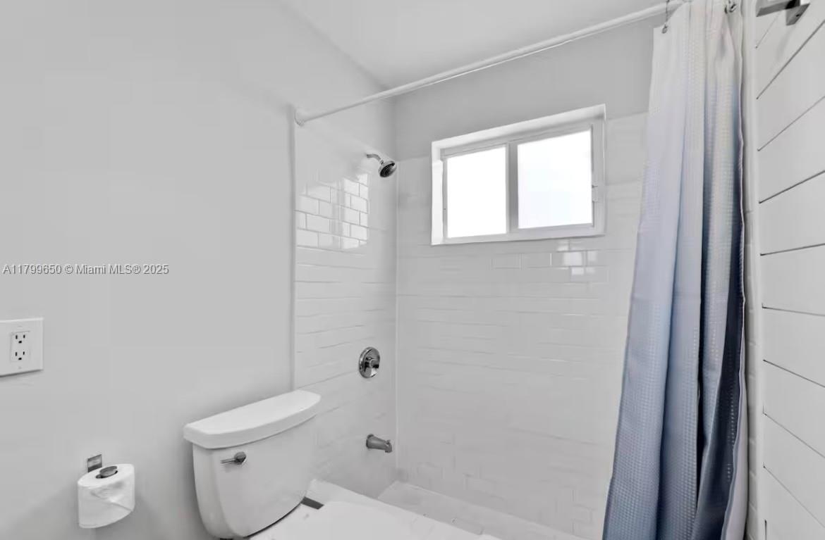 GREYKNOLL ESTATES - Residential Lease
