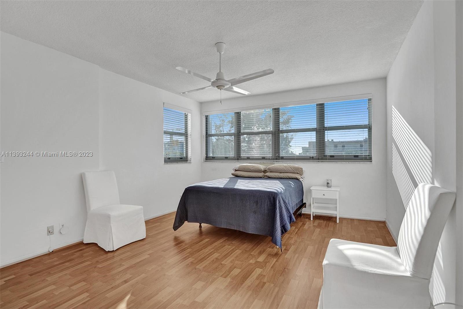 LONDON TOWERS CONDO - Residential Lease