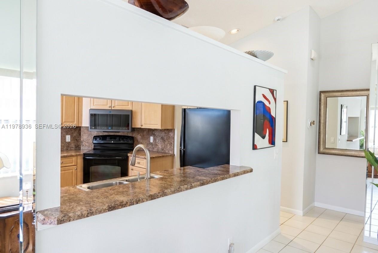 LEXINGTON CLUB - Residential
