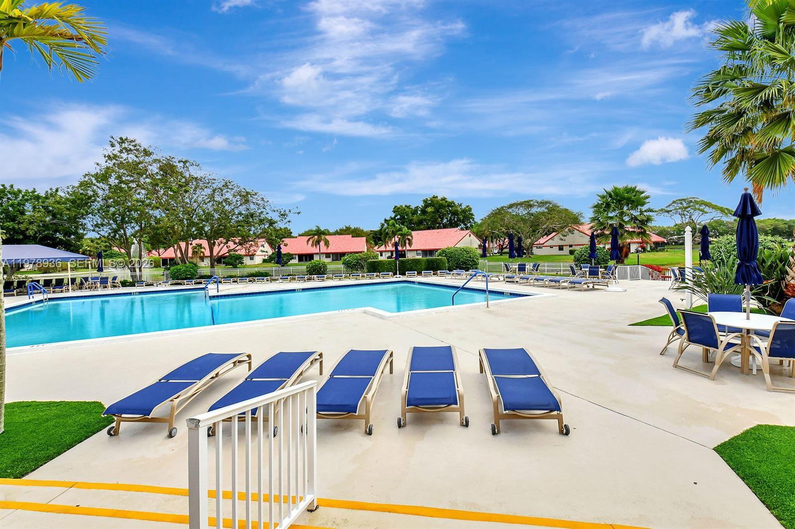 LEXINGTON CLUB - Residential