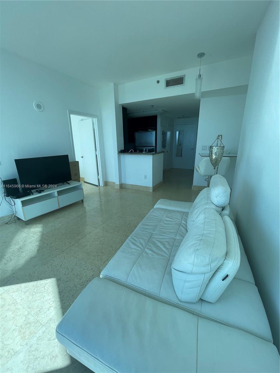 BEL-AIRE ON THE OCEAN - Residential Lease
