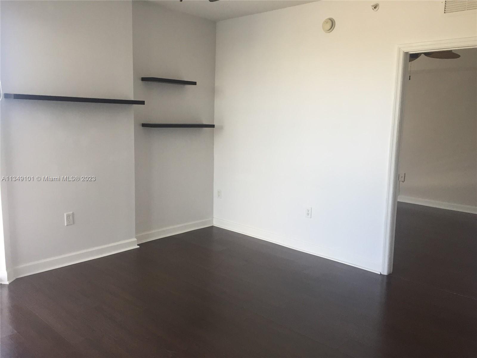 GATEWAY TO THE GROVE COND - Residential Lease