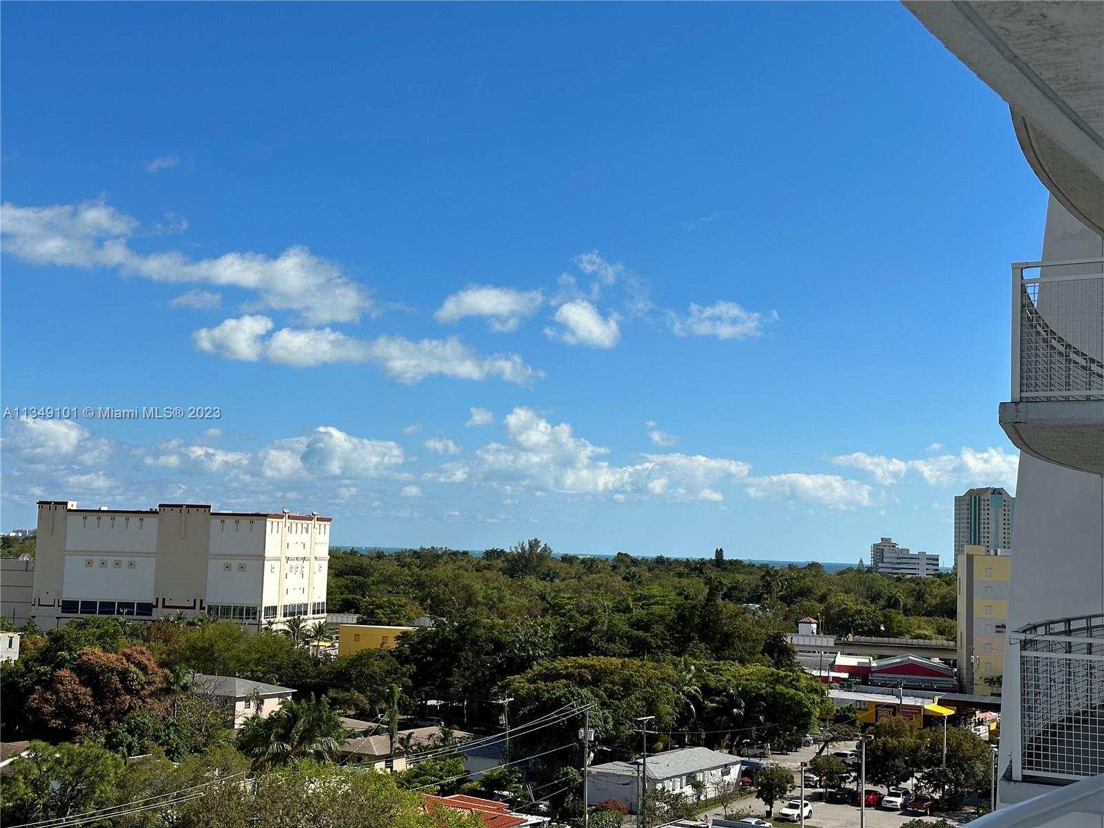 GATEWAY TO THE GROVE COND - Residential Lease