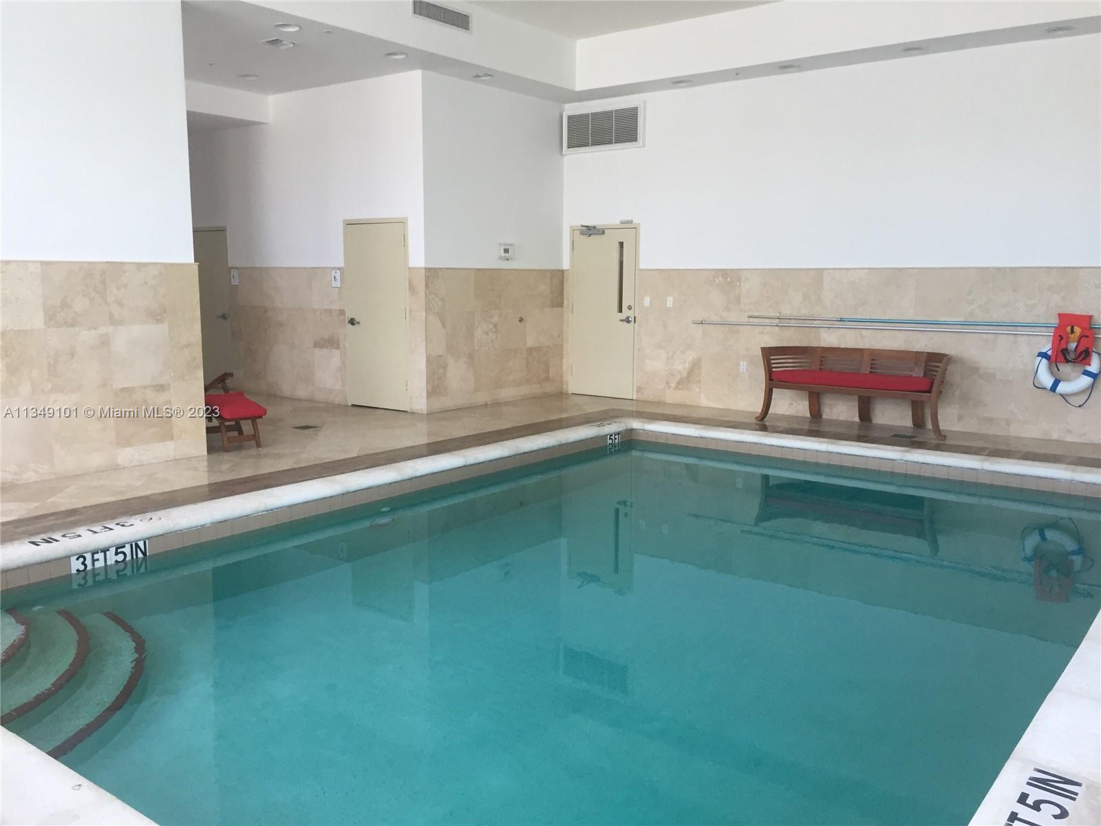 GATEWAY TO THE GROVE COND - Residential Lease
