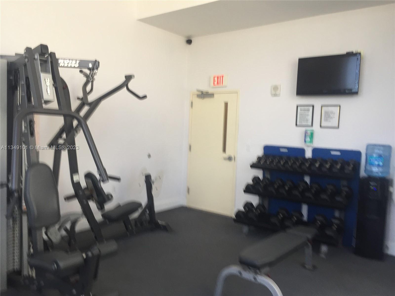 GATEWAY TO THE GROVE COND - Residential Lease