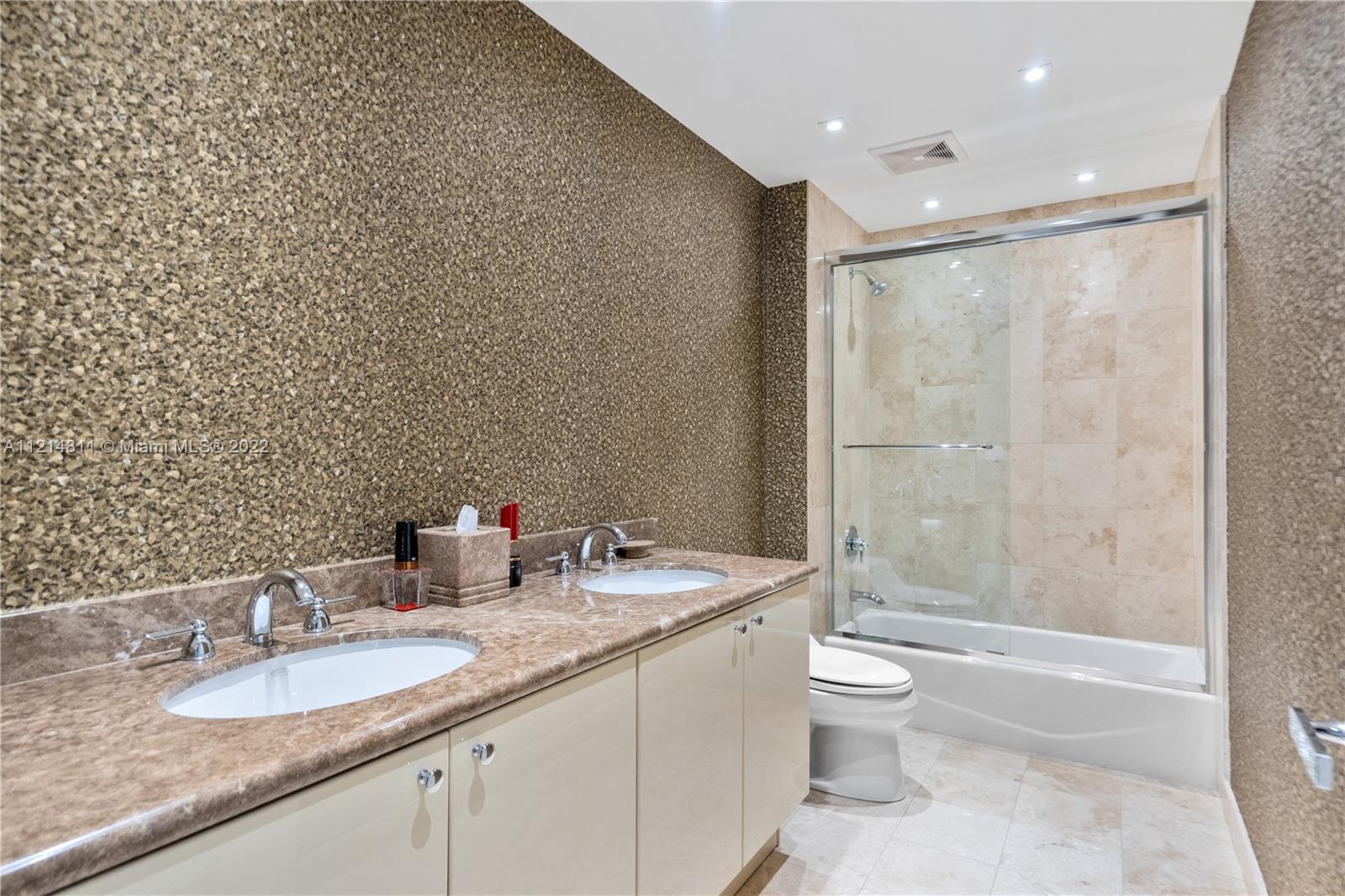 BELLINI CONDO - Residential