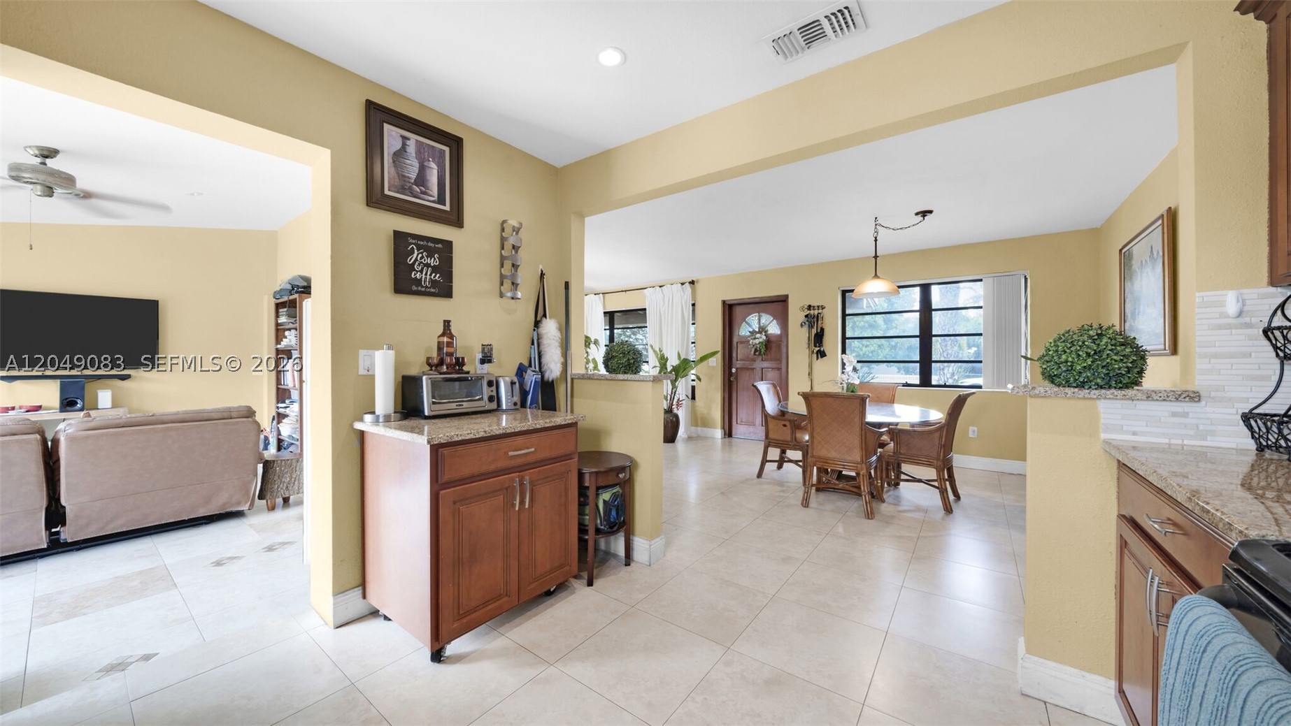 PONCE DE LEON - Residential