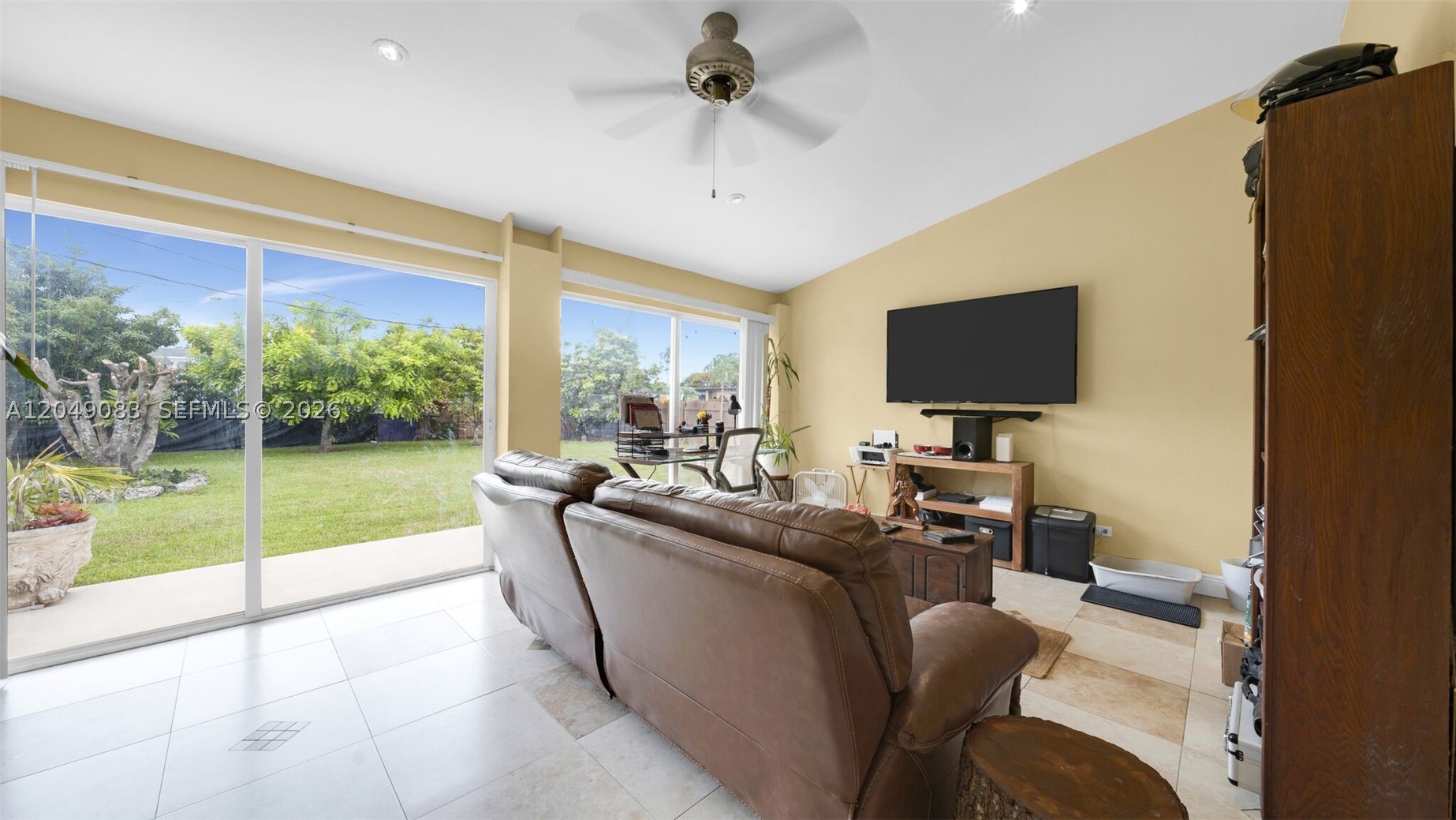 PONCE DE LEON - Residential