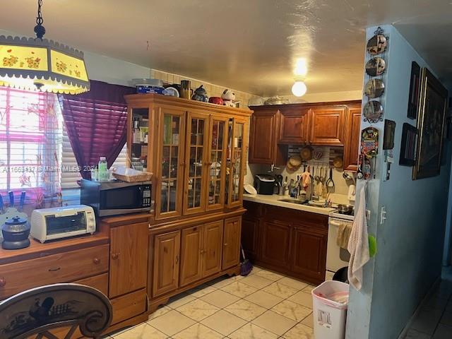MCCLURE MANORS - Residential Income