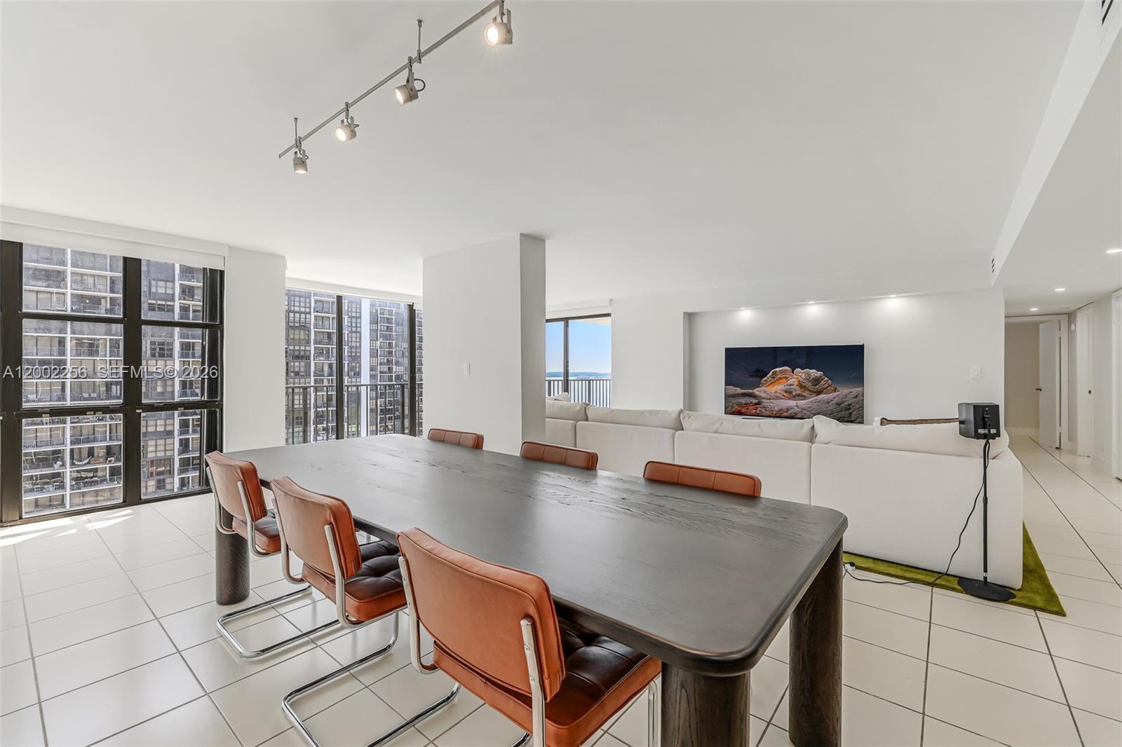 BRICKELL PLACE PHASE II C - Residential