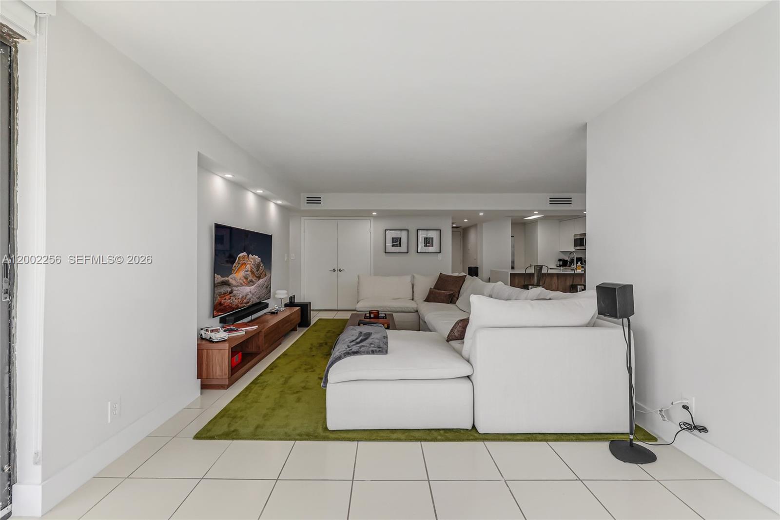 BRICKELL PLACE PHASE II C - Residential