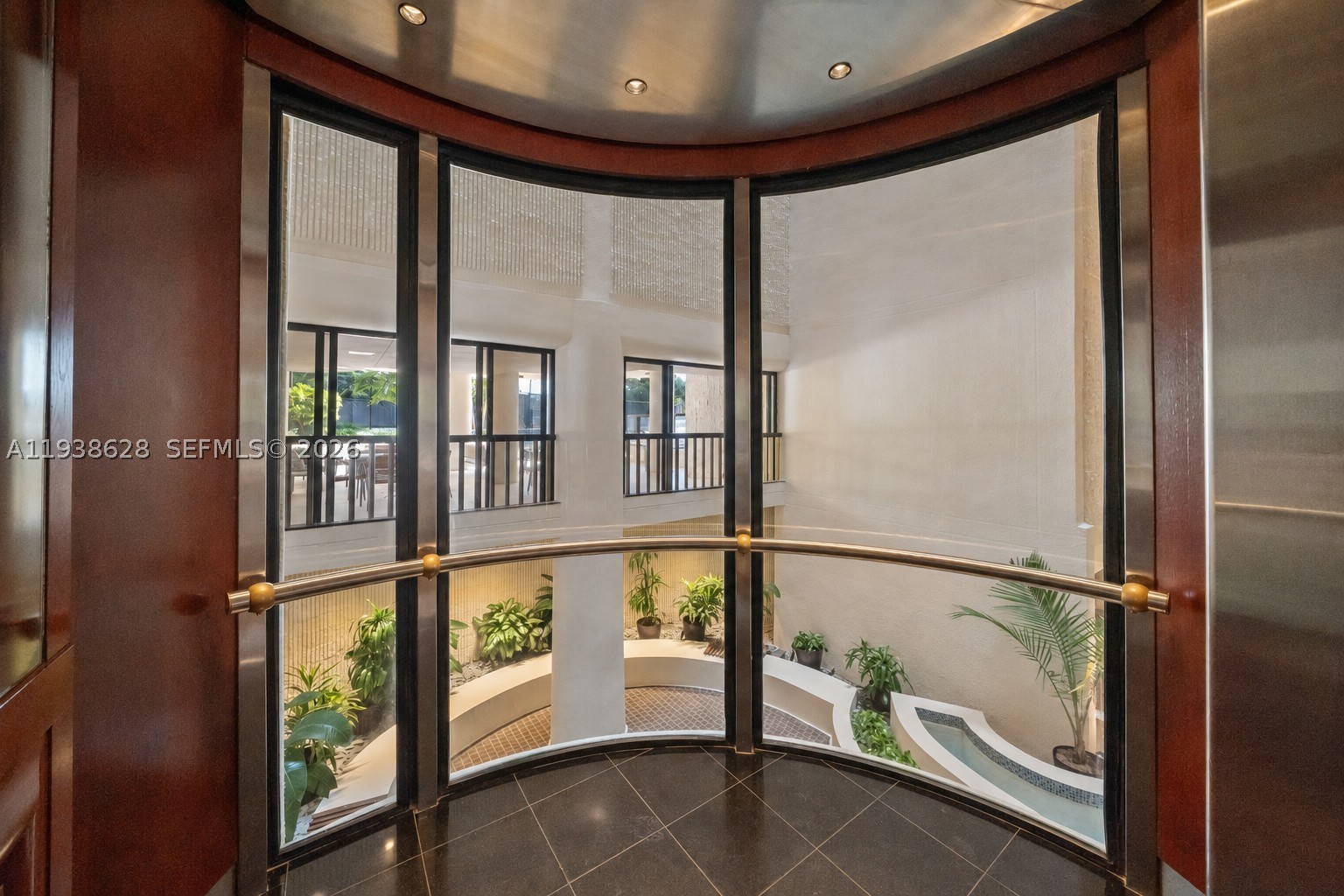 GROVE TOWERS CONDO - Residential
