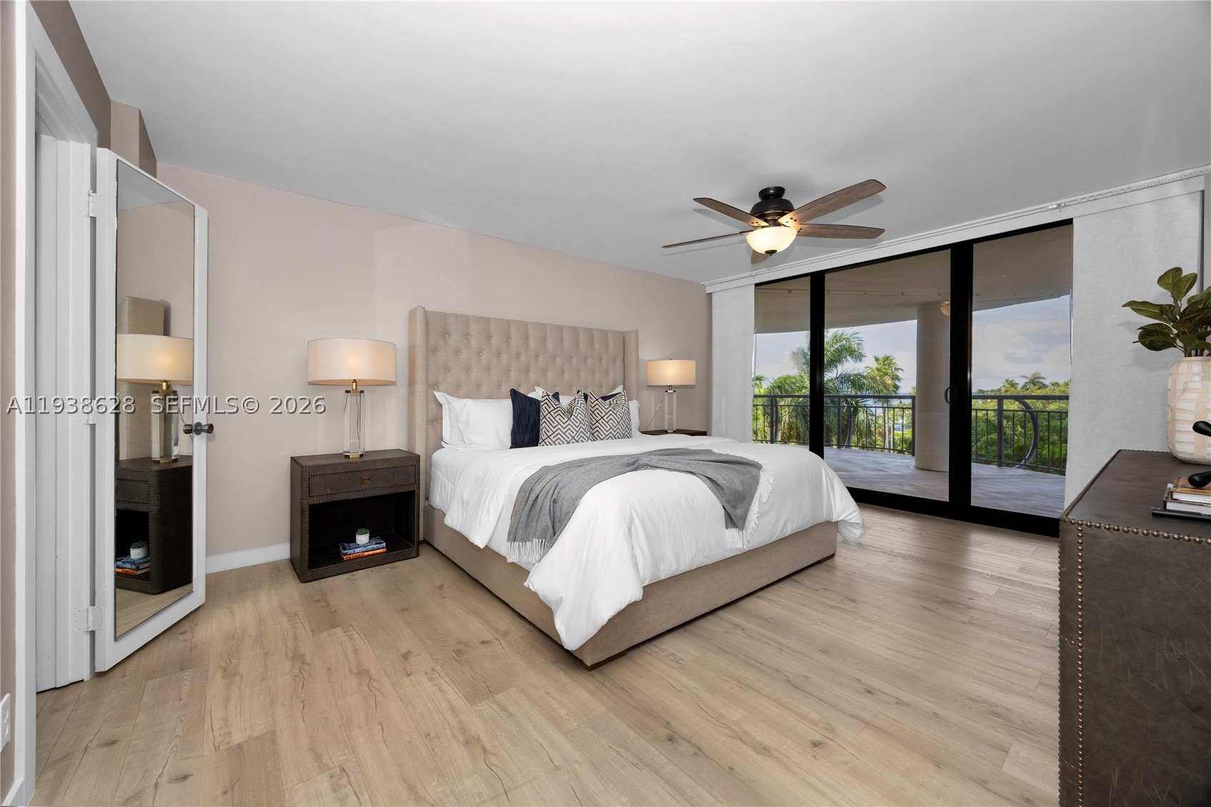 GROVE TOWERS CONDO - Residential