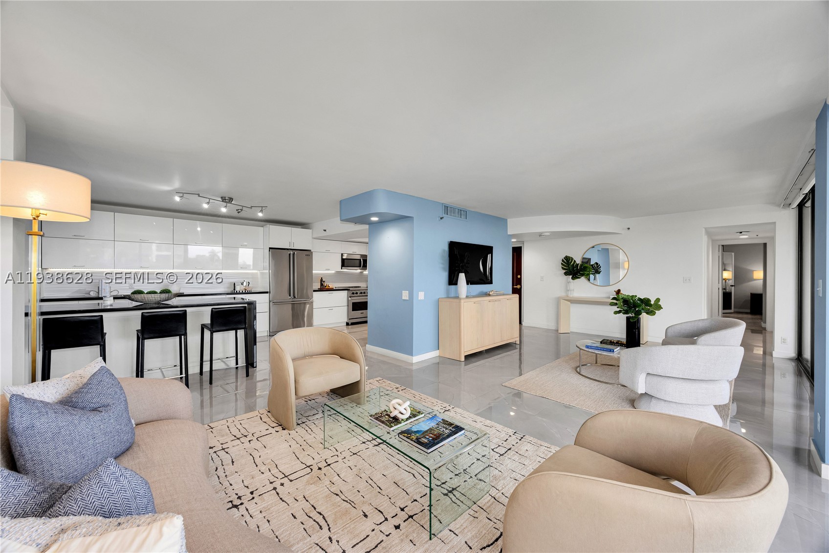 GROVE TOWERS CONDO - Residential