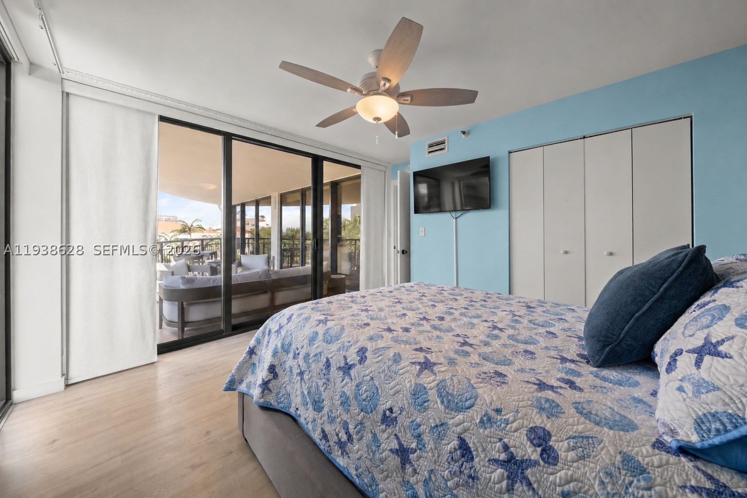 GROVE TOWERS CONDO - Residential