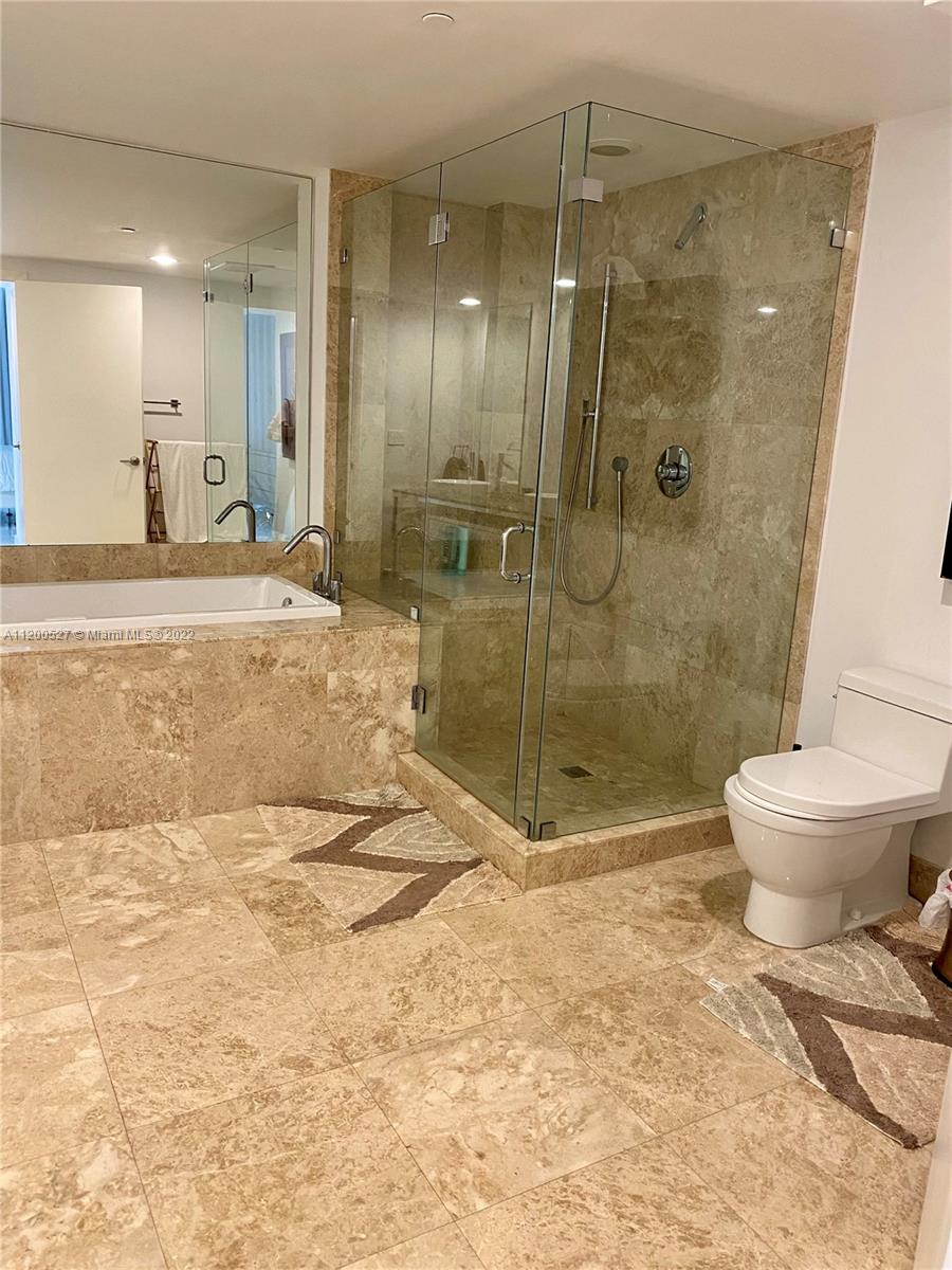 ICONBRICKELL CONDO NO 1 - Residential