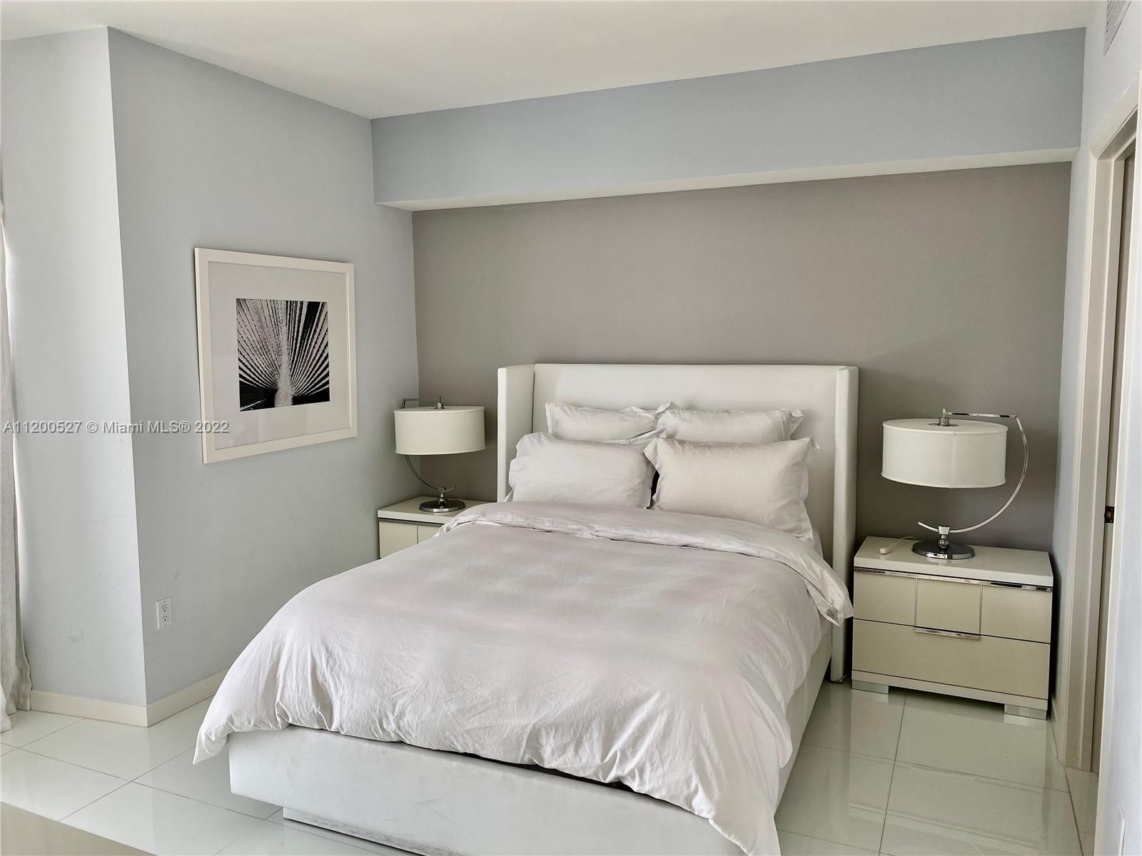 ICONBRICKELL CONDO NO 1 - Residential