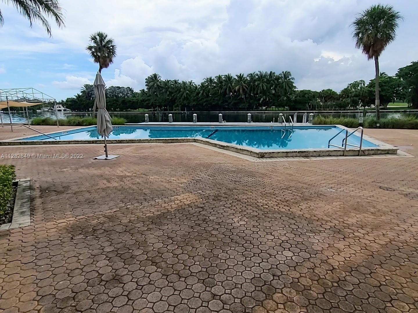 BLAIR HOUSE CONDO - WEST - Residential Lease