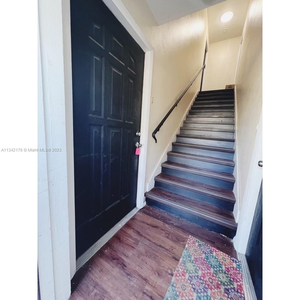 Hyer House Condominiums - Residential Lease