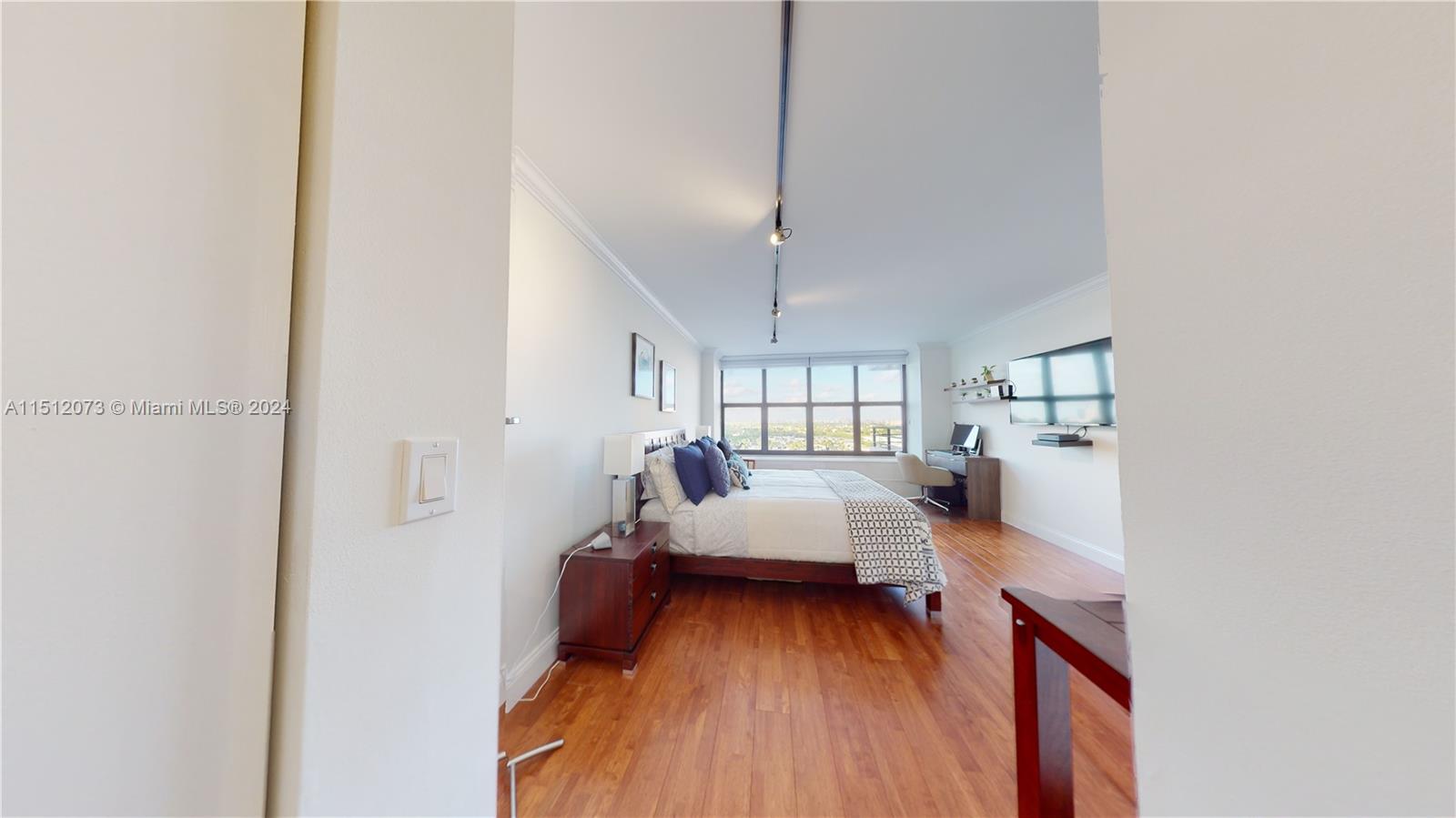 OLYMPUS CONDO PHASE - Residential