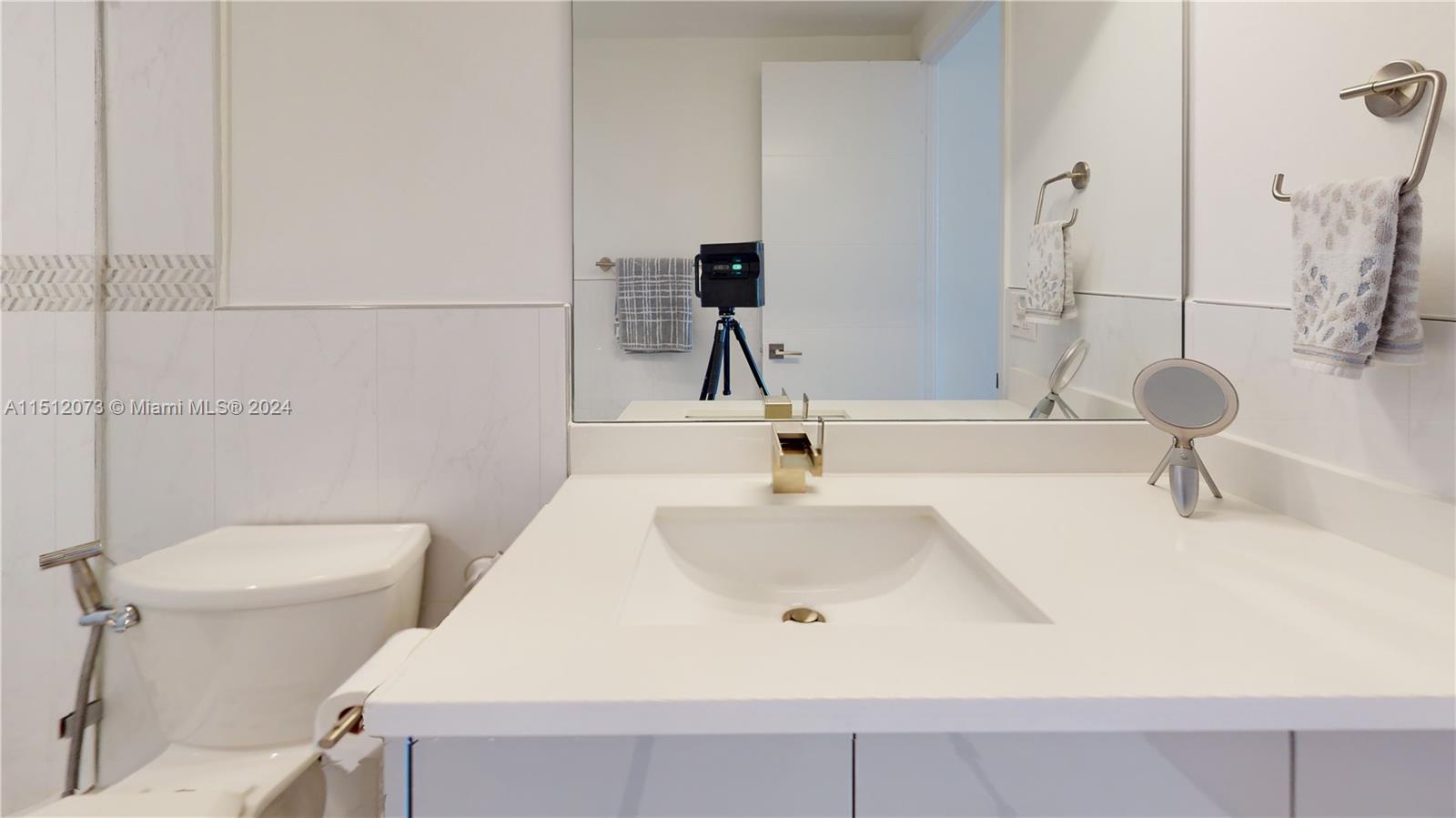OLYMPUS CONDO PHASE - Residential