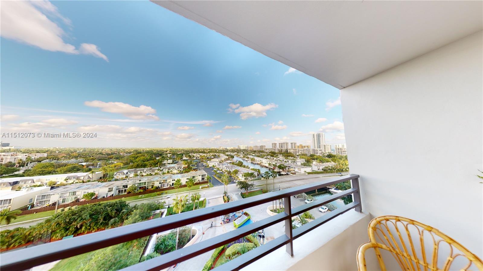 OLYMPUS CONDO PHASE - Residential