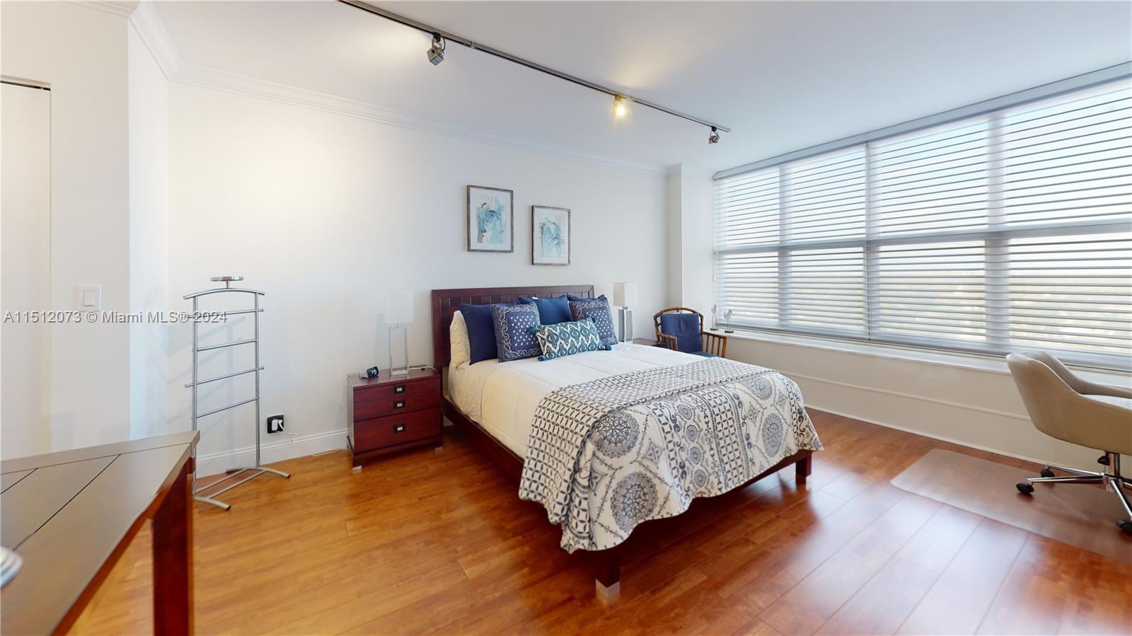 OLYMPUS CONDO PHASE - Residential