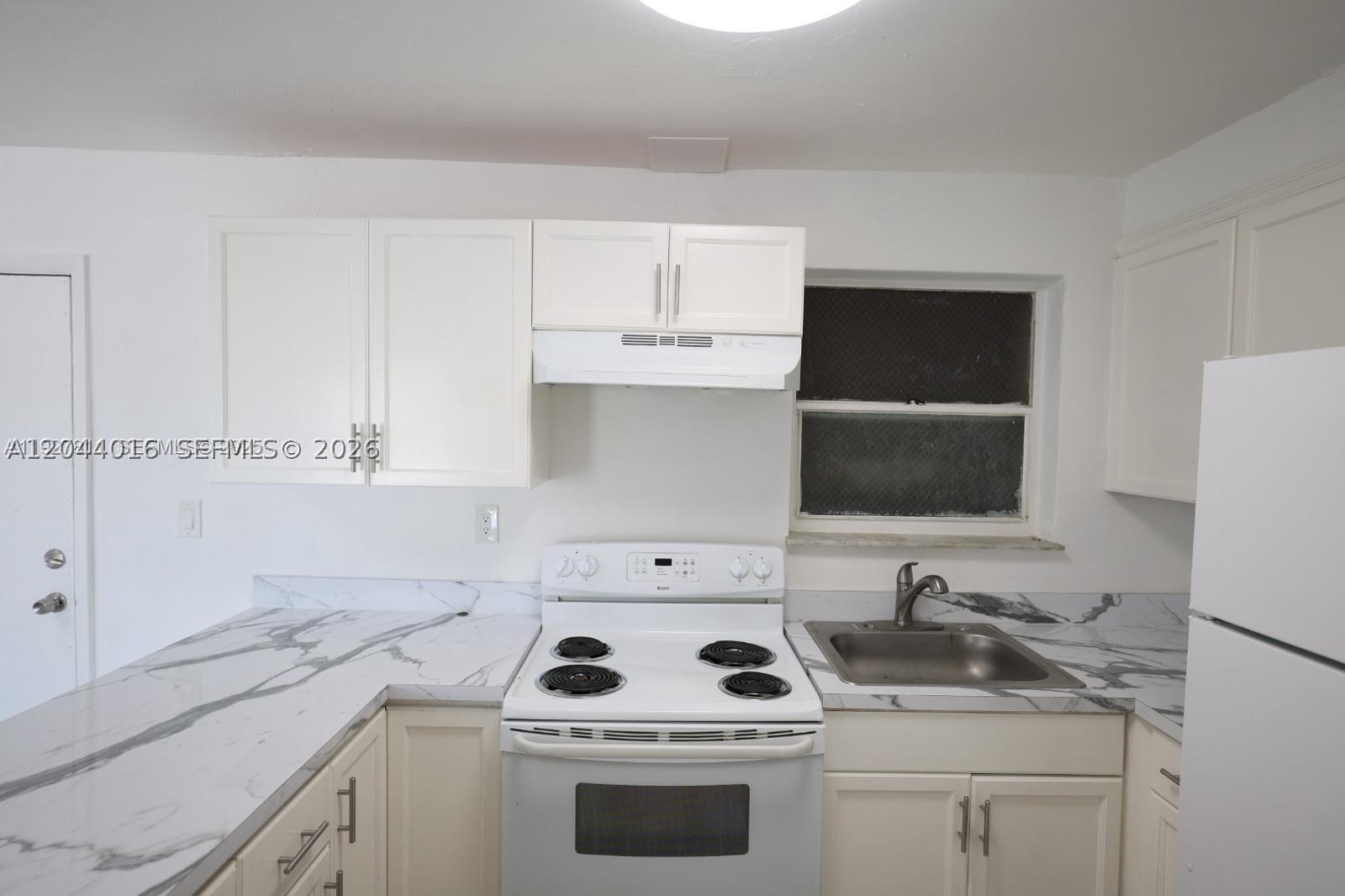 Welcome to this Spacious 2 bedroom, 1 bathroom located in the heart of West Hialeah. Unit offers brand freshly painted walls, central ac, balcony, 1 parking spot. Water is included. RAPID APPROVAL! Minutes away from shopping plazas and major highways. Additional $25 monthly pet fee for small breed only,