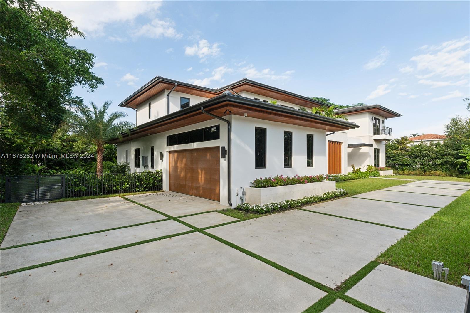 RIVIERA WATERWAYS - Residential