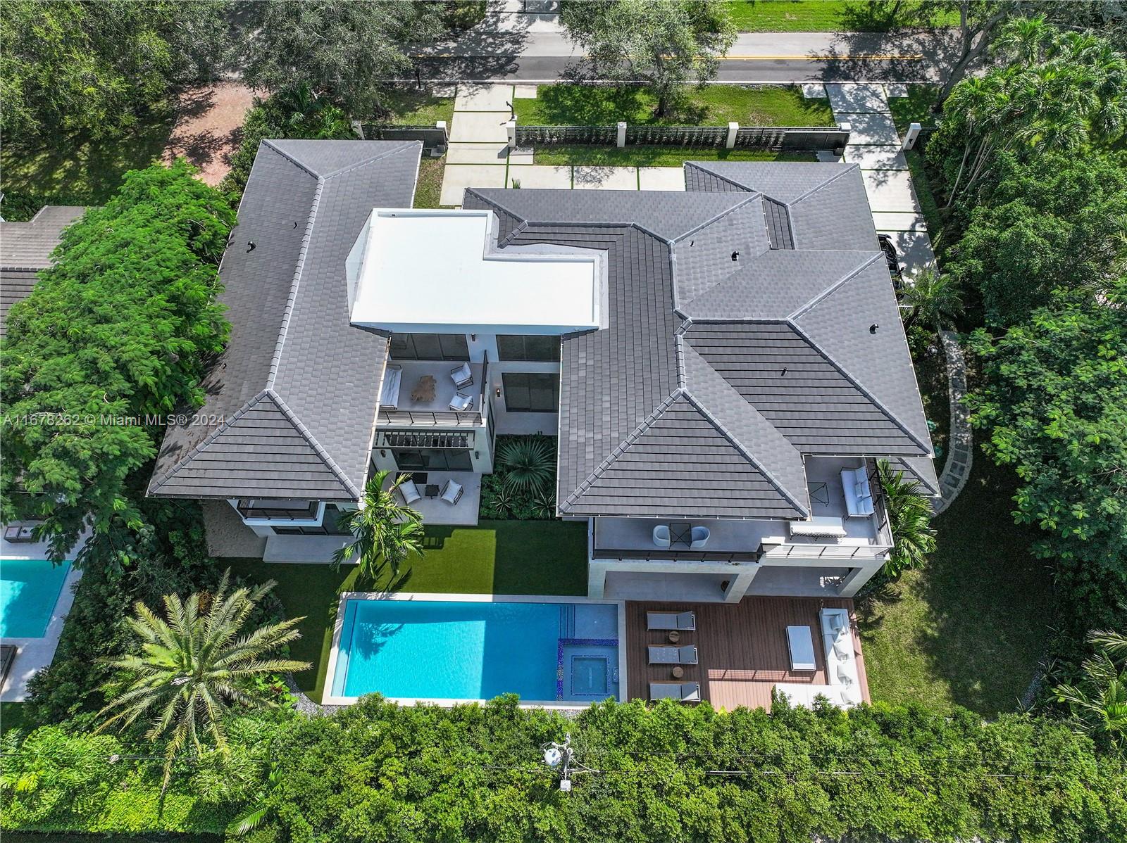 RIVIERA WATERWAYS - Residential