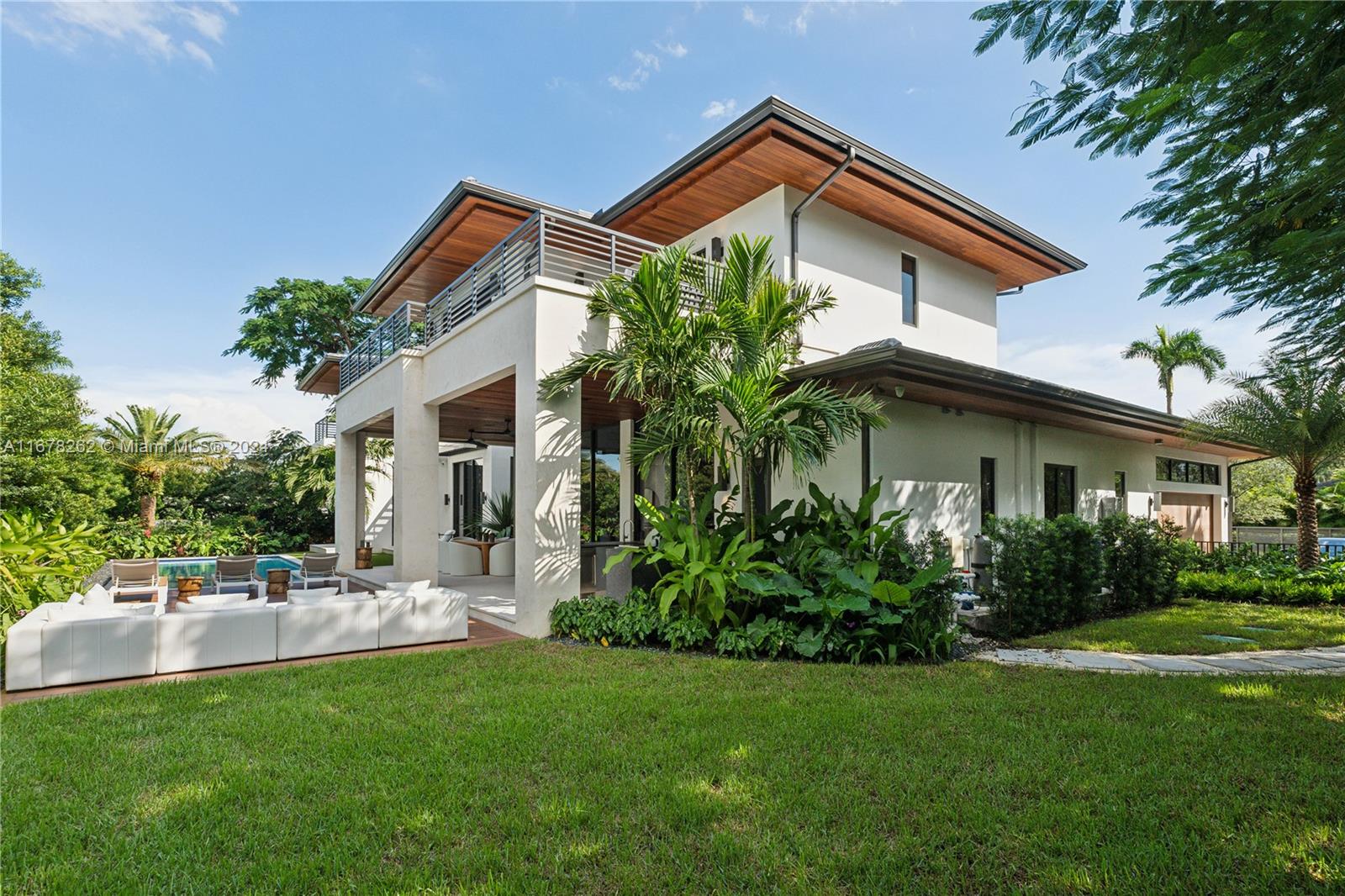 RIVIERA WATERWAYS - Residential