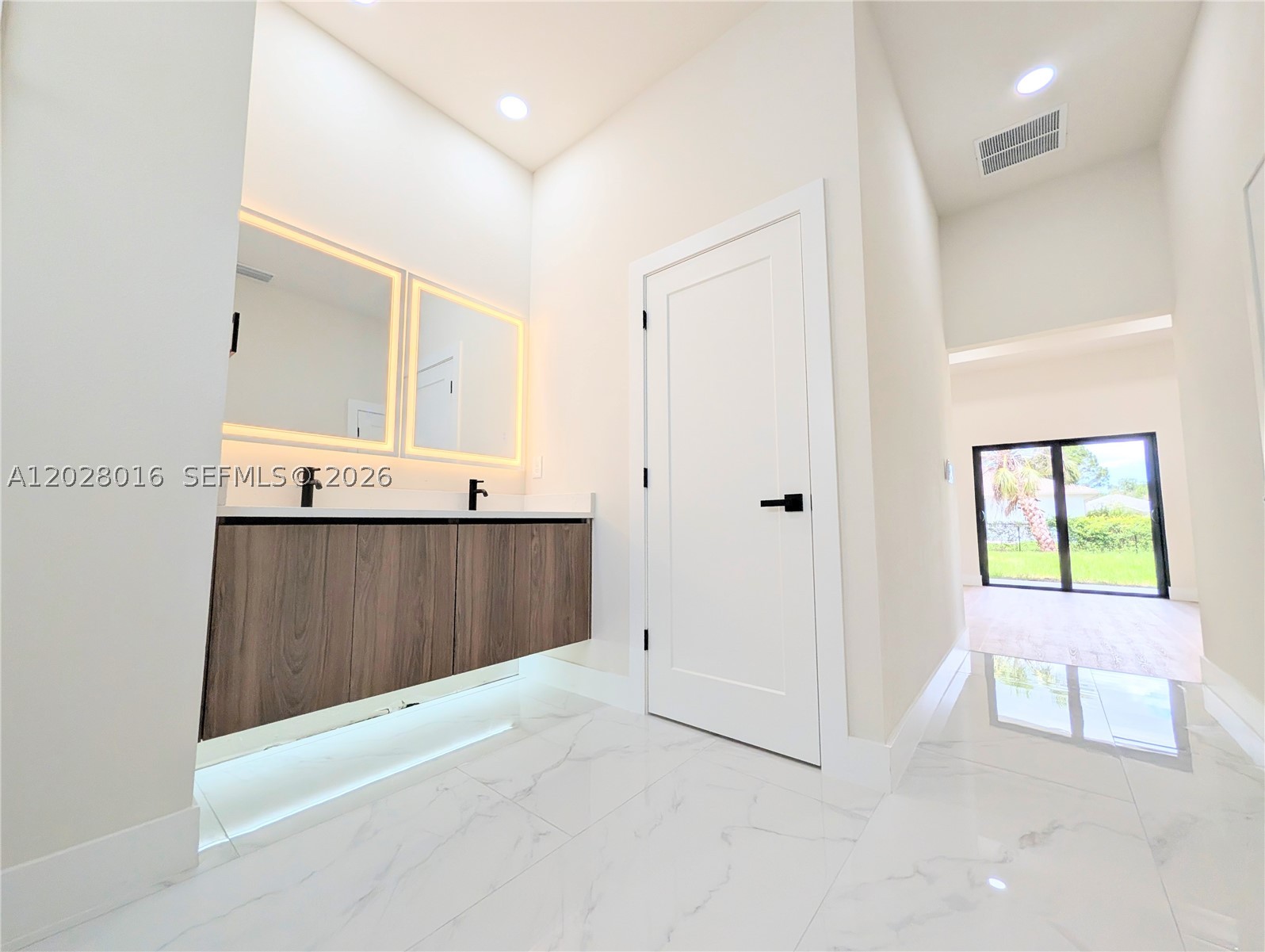 PORT CHARLOTTE - Residential
