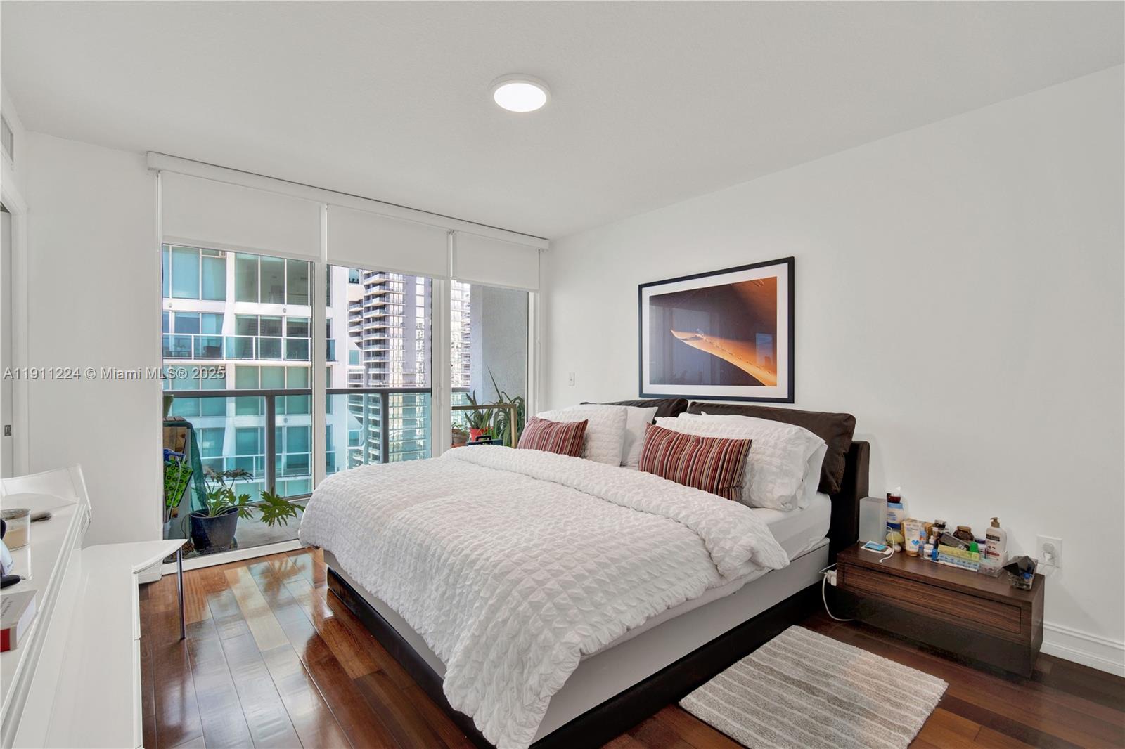 BRICKELL ON THE RIVER N T - Residential