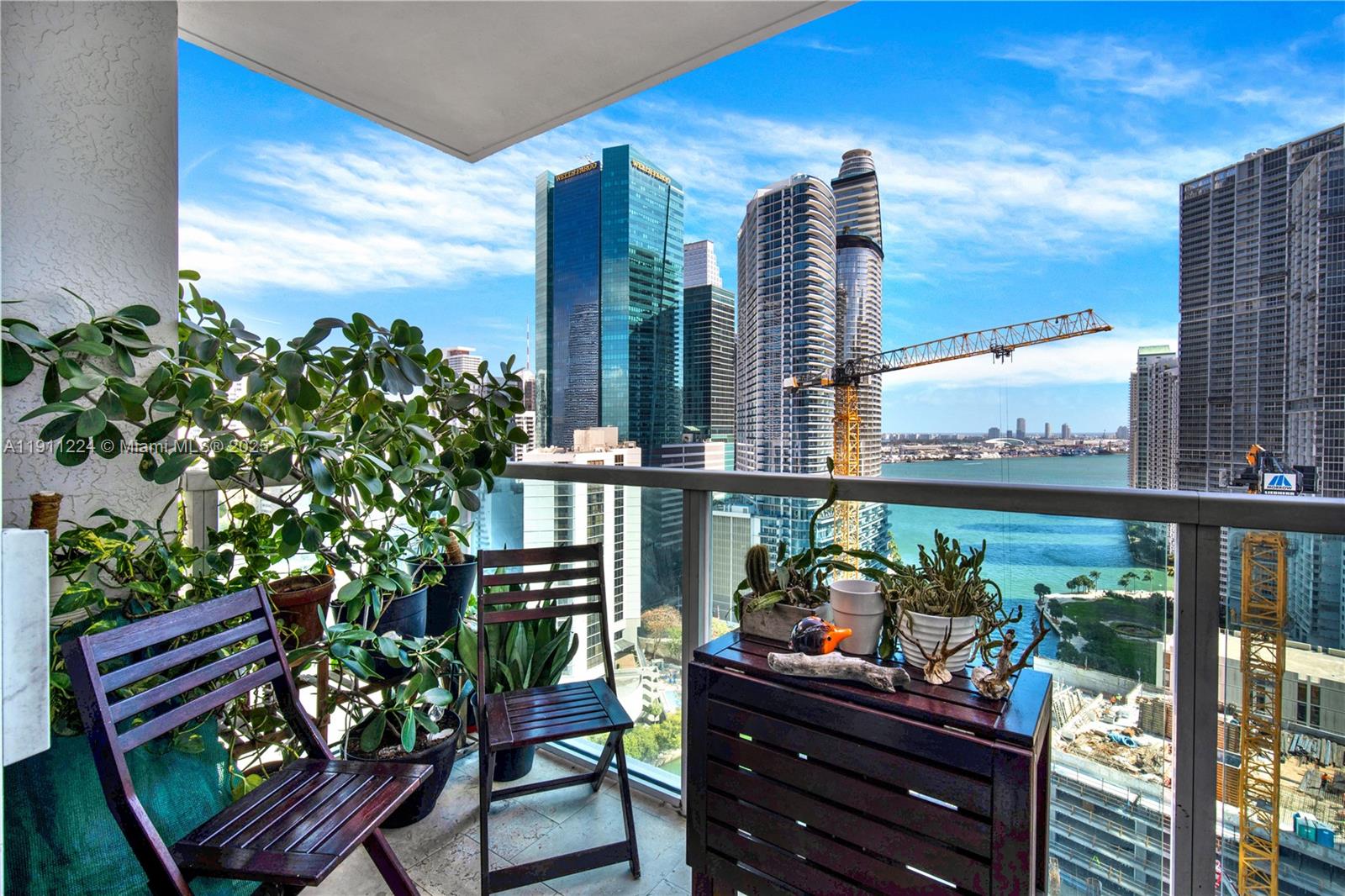 BRICKELL ON THE RIVER N T - Residential
