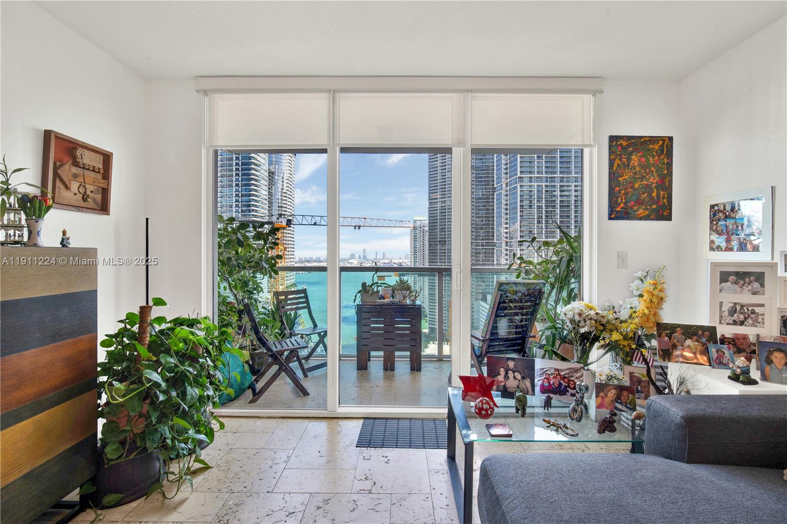 BRICKELL ON THE RIVER N T - Residential