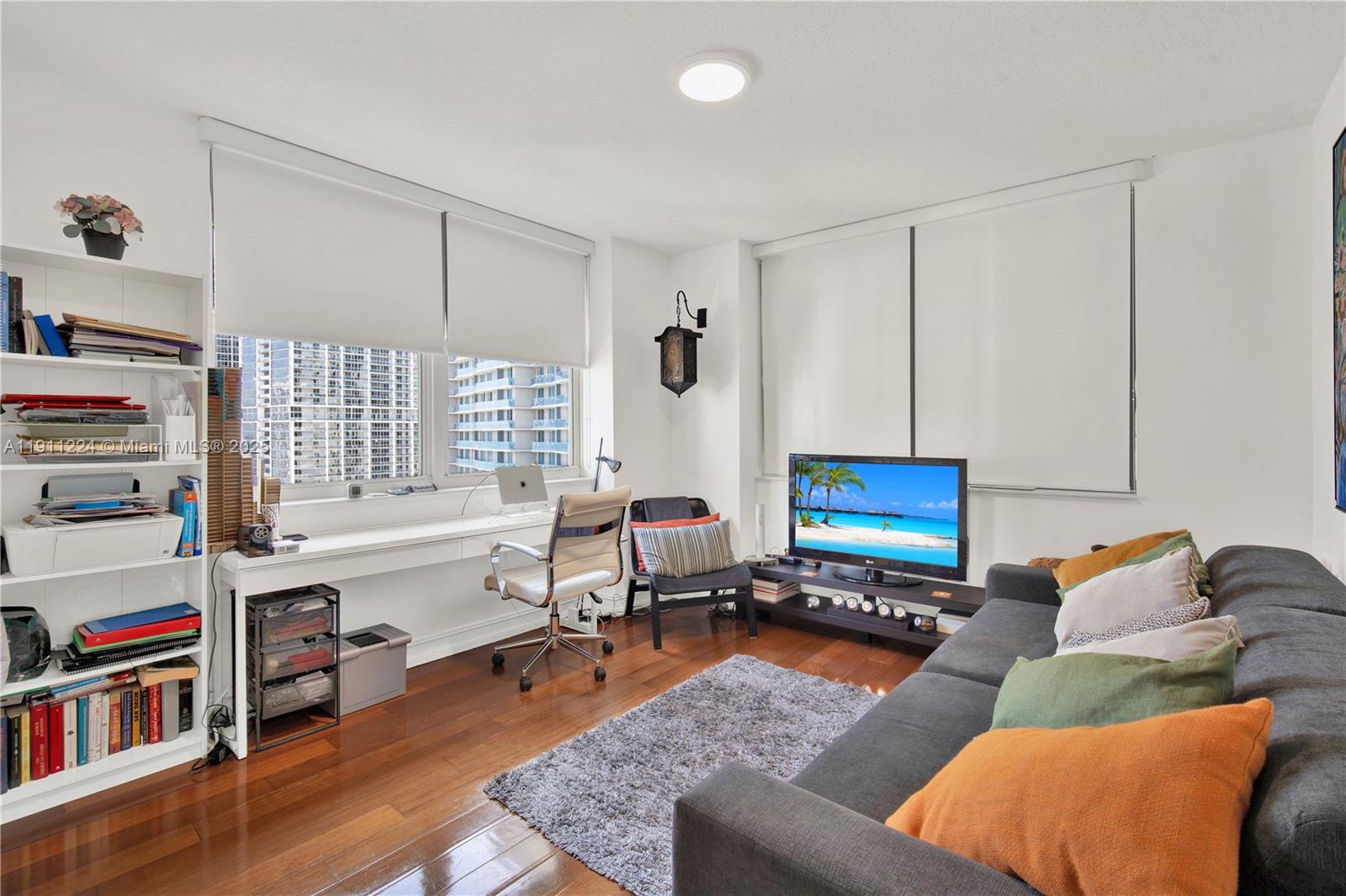 BRICKELL ON THE RIVER N T - Residential