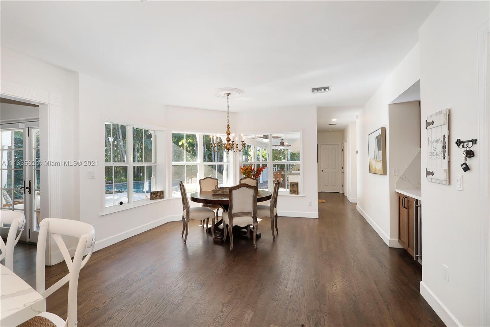 MARTIN SUBURBAN ACRES - Residential