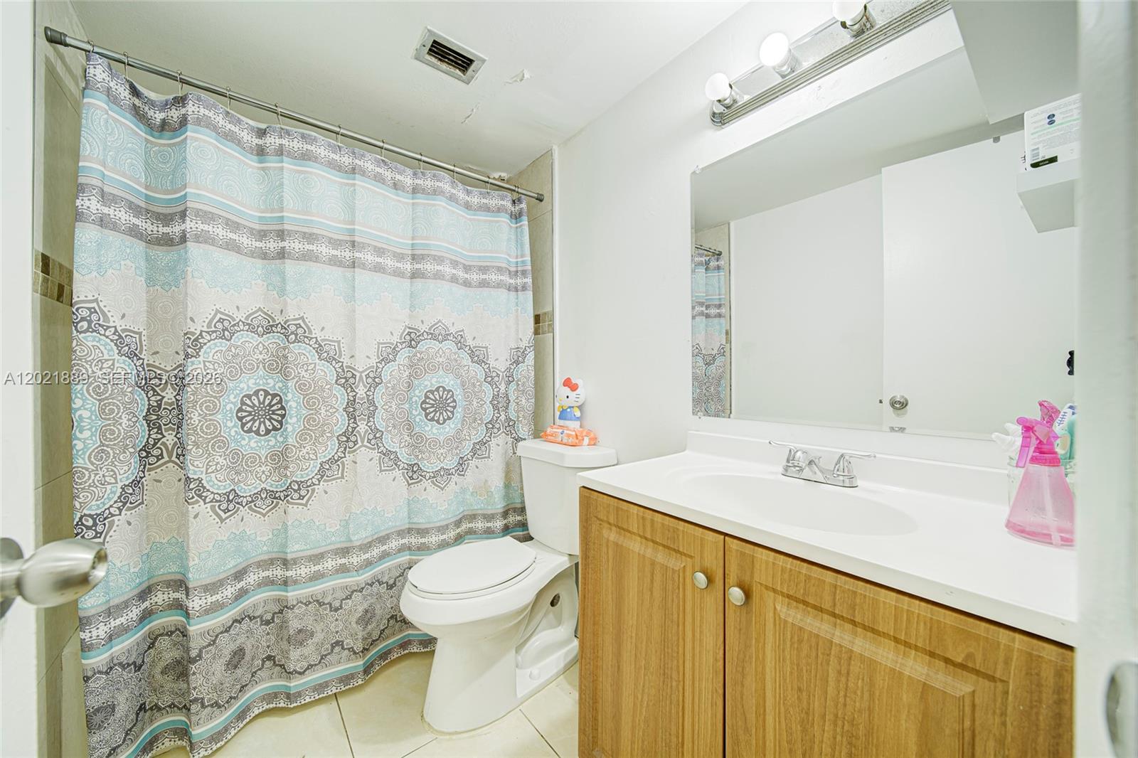 MONTECARLO CONDO - Residential