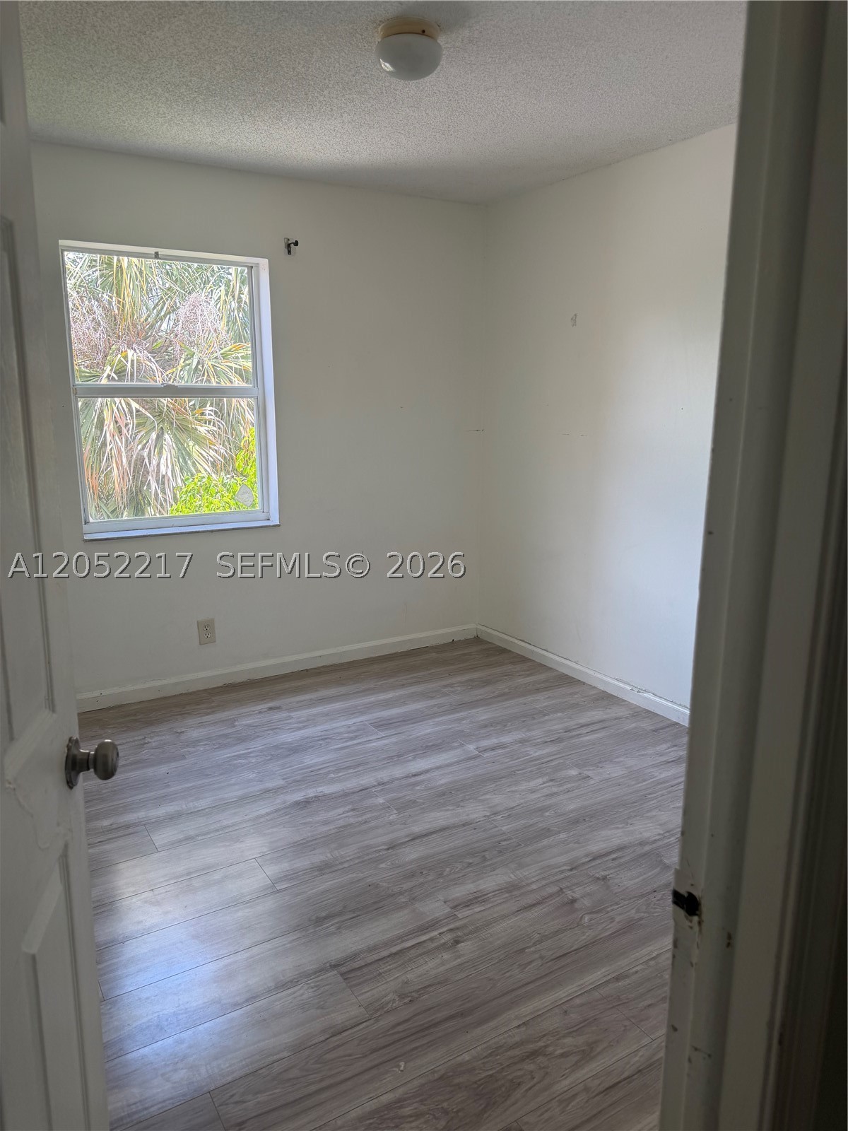 VILLAS AT CIRCLES EDGE CO - Residential