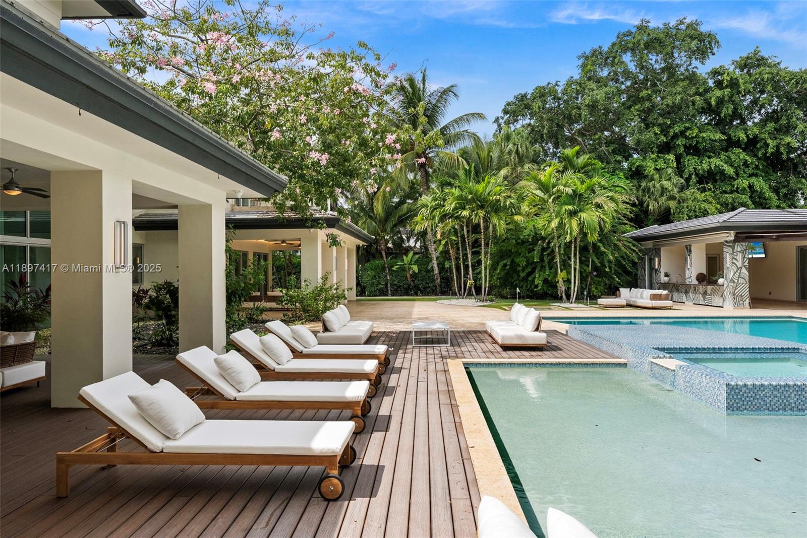 HELMS COUNTRY ESTATES RE- - Residential
