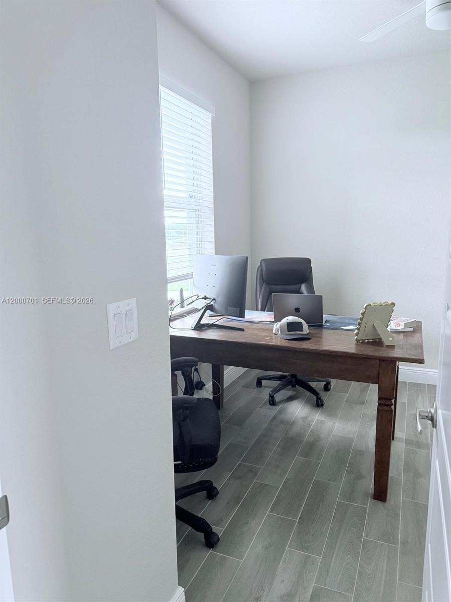 PORT LaBelle UNIT 12 - Residential