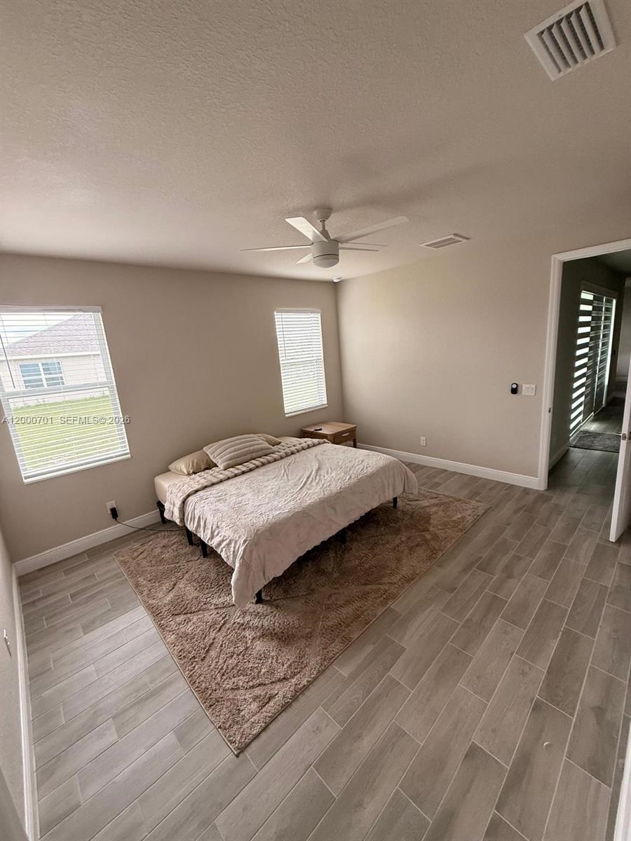PORT LaBelle UNIT 12 - Residential