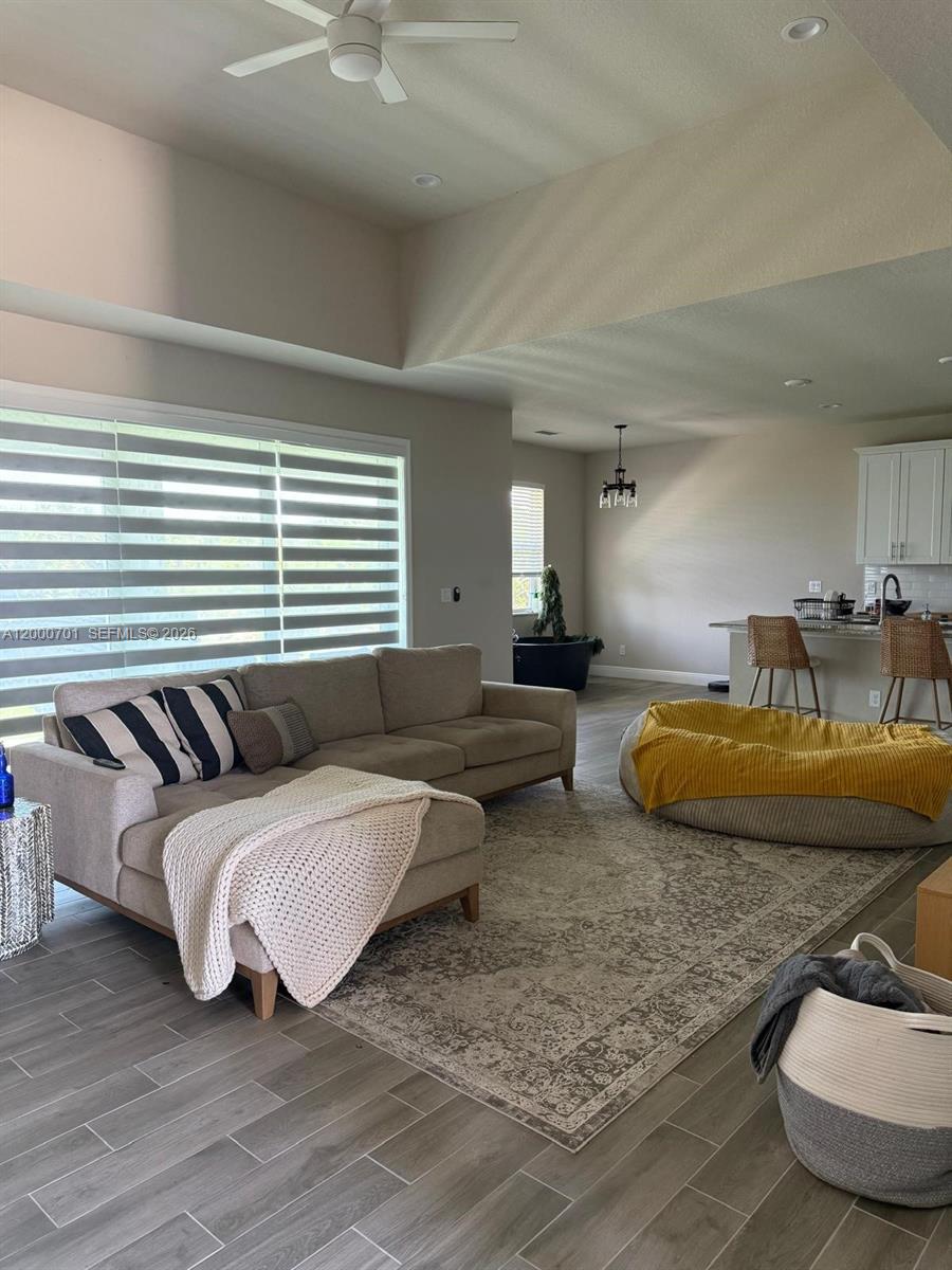 PORT LaBelle UNIT 12 - Residential