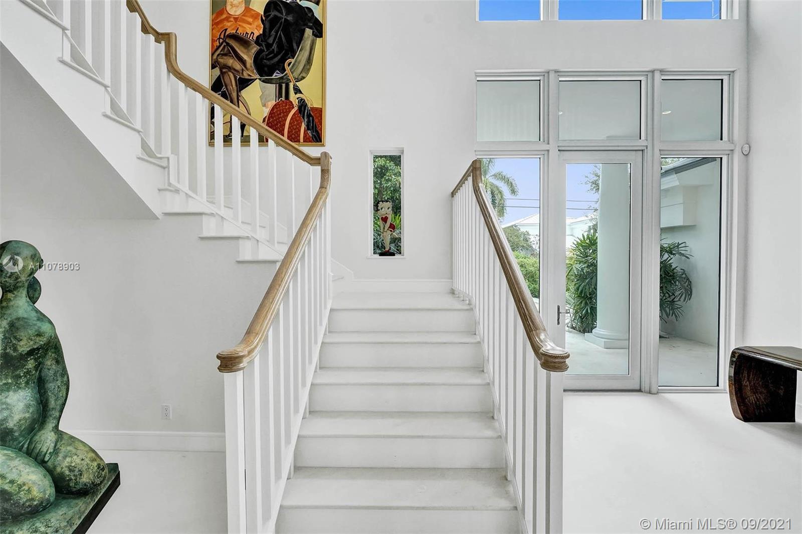 SUNRISE KEY - Residential