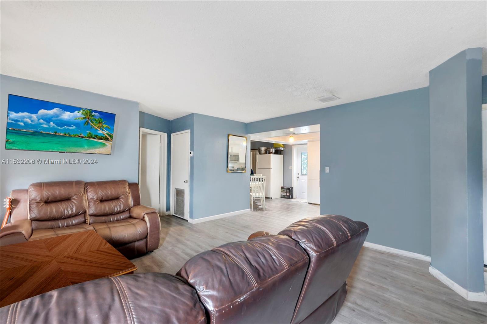 KENDALL GREEN SEC E - Residential